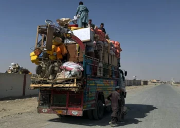 طالبان میگوید پاکستان روز گذشته بیش از ۸ هزار مهاجر افغانستان را اخراج کرد