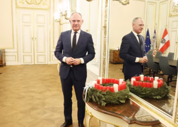 اتریش می‌گوید برای پذیرش مهاجران به طالبان پول نمی‌پردازد