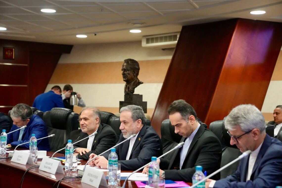 وزیر خارجه‌ی ایران بر تشکیل حکومت فراگیر در افغانستان تاکید کرد