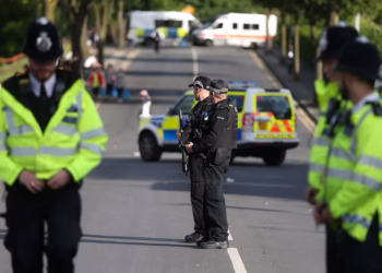 یک شهروند افغانستان به اتهام تجاوز جنسی به دو دختر در بریتانیا بازداشت شد