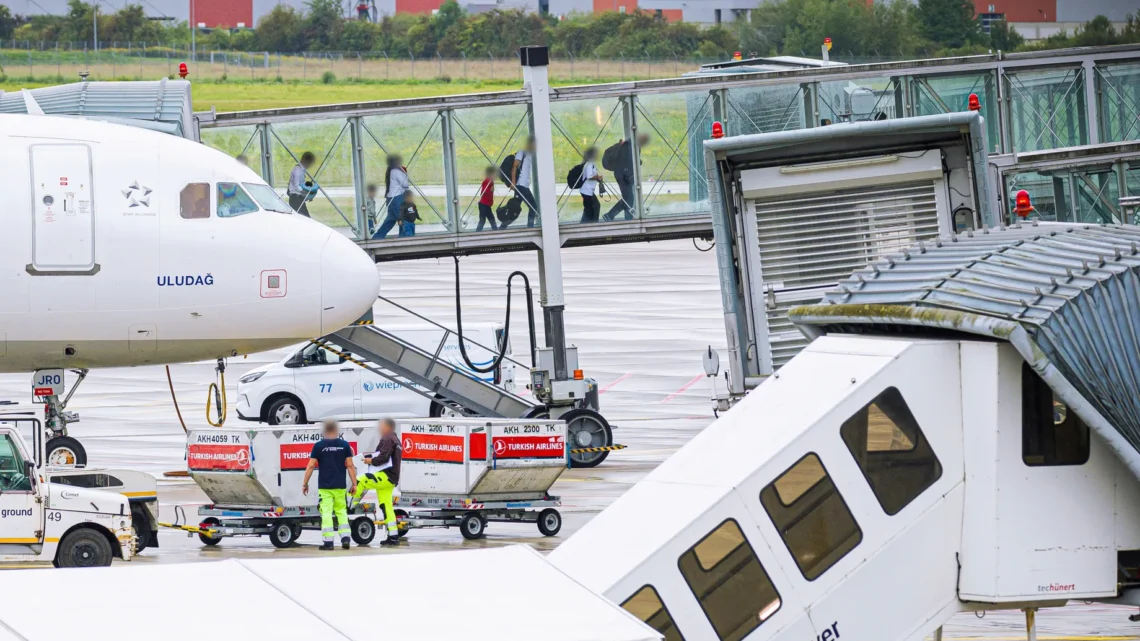 ۱۴۱ پناه‌جوی افغانستان وارد آلمان شدند