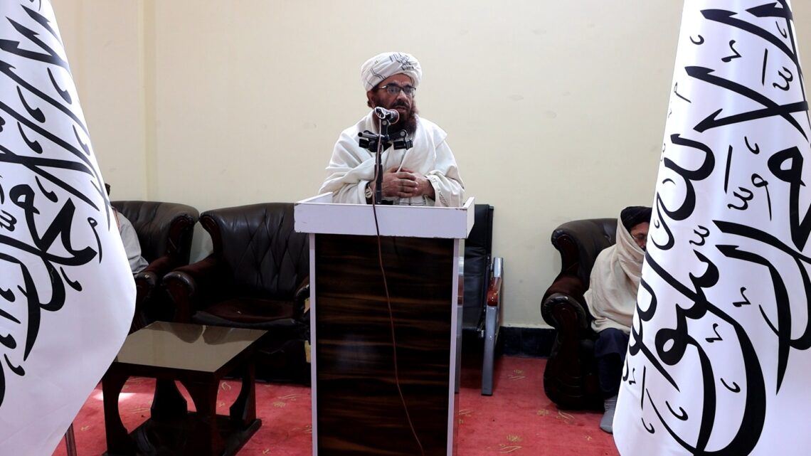 نگرانی از سقوط؛ وزیر حج و اوقاف طالبان بر دفاع از رژیم این گروه تاکید کرد