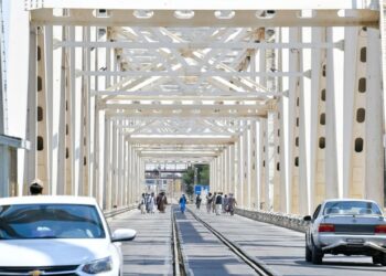ازبیکستان مرز زمینی خود با افغانستان را به طور کامل باز کرد