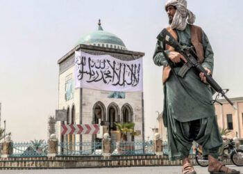 عالمان دین جنگ شهروندان افغانستان در کشورهای دیگر را نامشروع اعلام کردند