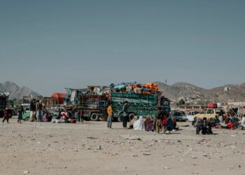 طالبان می‌گوید روز گذشته بیش از ۲ هزار مهاجر از پاکستان برگشتند
