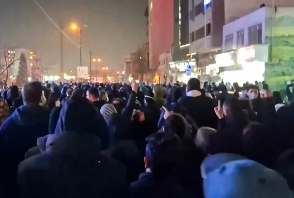 مجله‌ی تایمز: بیش از ۲۰۰ معترض در تهران کشته شدند