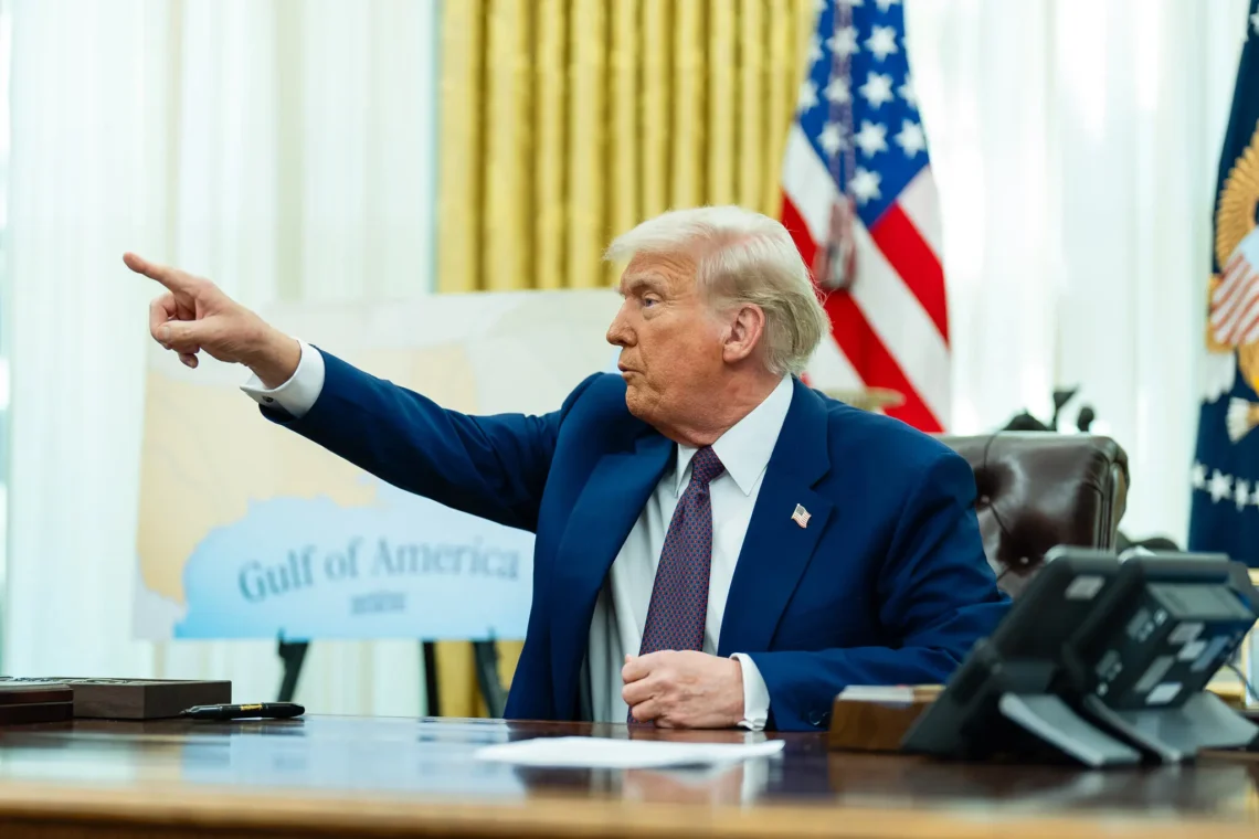 ترمپ: ایران اگر علیه معترضان خشونت کند، ما به کمک این افراد خواهیم آمد