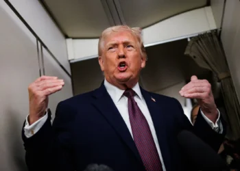 رییس‌جمهوری امریکا: احتمالاً پیش از مذاکره با ایران، علیه این کشور اقدام کنیم