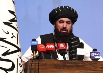 طالبان می‌گوید منتقدان قوانین خود را بازداشت می‌کند