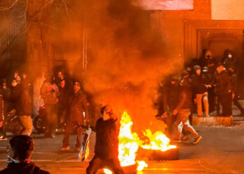 طالبان دربارهی تحولات کشور میزبان میلیونها مهاجر افغانستان سکوت کرده است