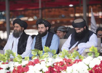 مجاهد به مقام‌های طالبان: اگر اختلاف کنید، حشمت و قوت خود را از دست خواهید داد