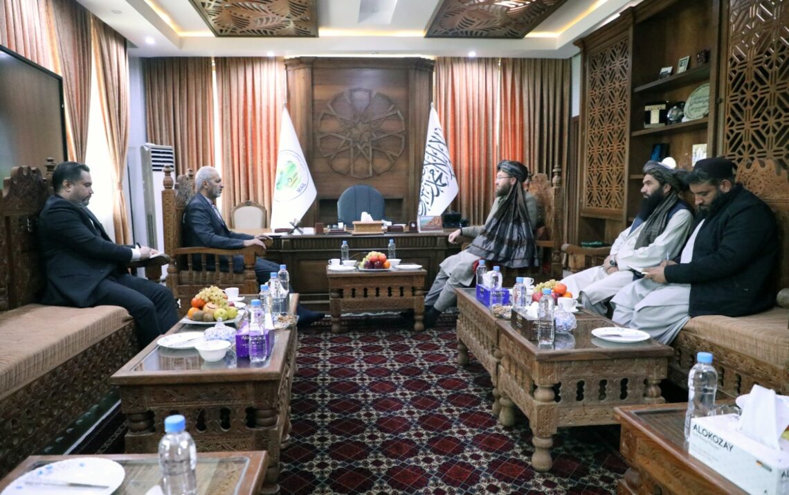 ایران طالبان را برای شرکت در نشست اکو دعوت کرد