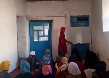 مکتب دریچه به ۶ هزار دختر در افغانستان زمینه‌ی آموزش را فراهم ساخته است