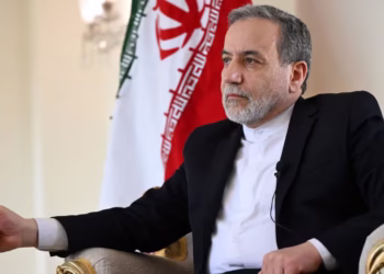 وزیر خارجه ایران: تعداد افراد کشته‌شده در اعتراضات صدها تن است، نه هزاران تن