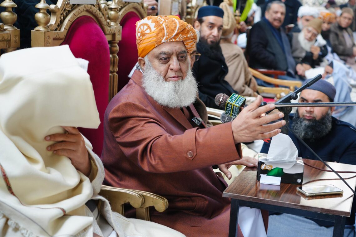 روحانی پاکستانی: از افغانستان انار نمی‌آید، هراس‌افگنان چطور وارد می‌شوند؟