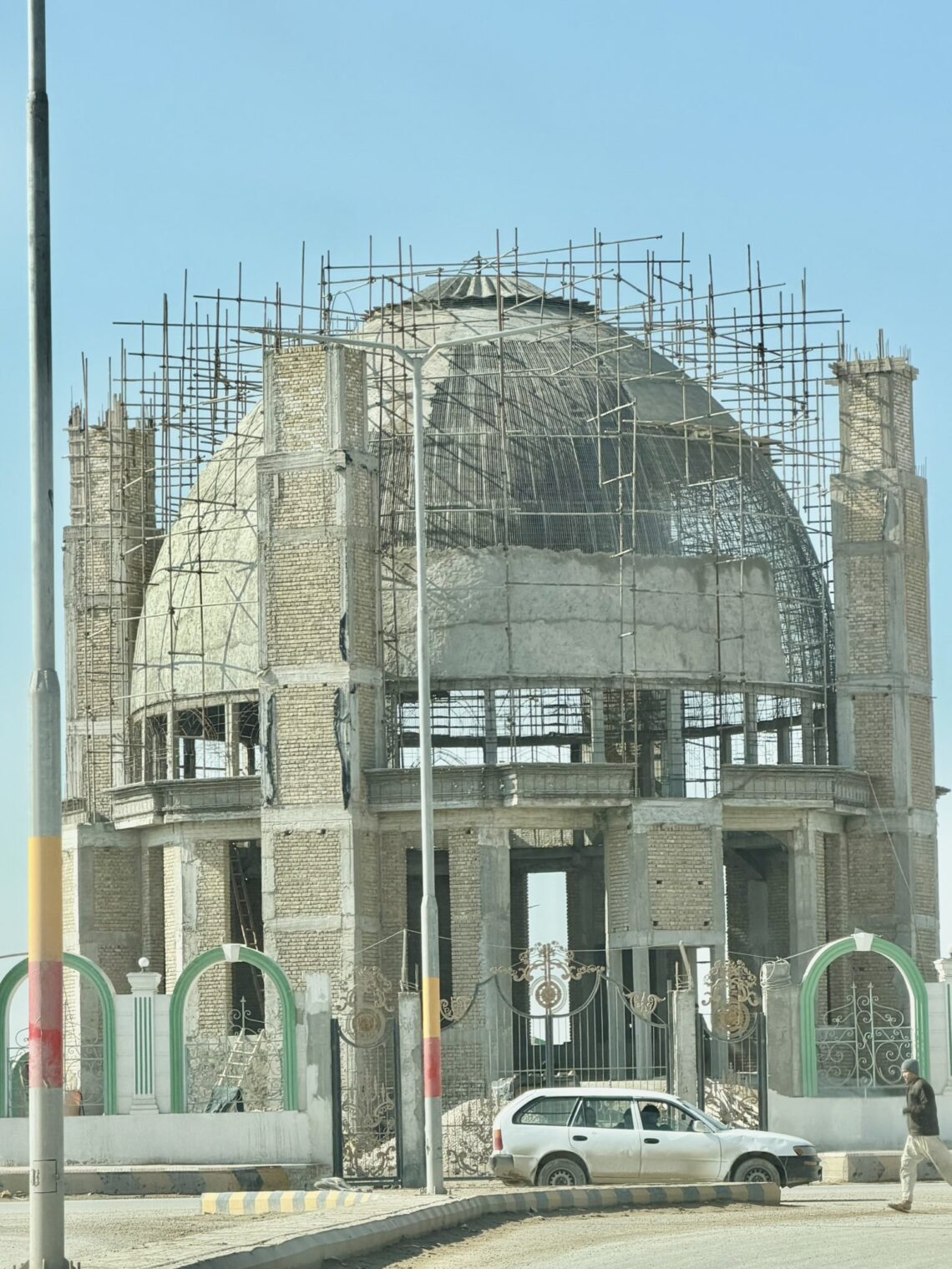 پس از انتصاب یوسف وفا به عنوان والی، در بلخ ۳۰ مسجد ساخته شده است