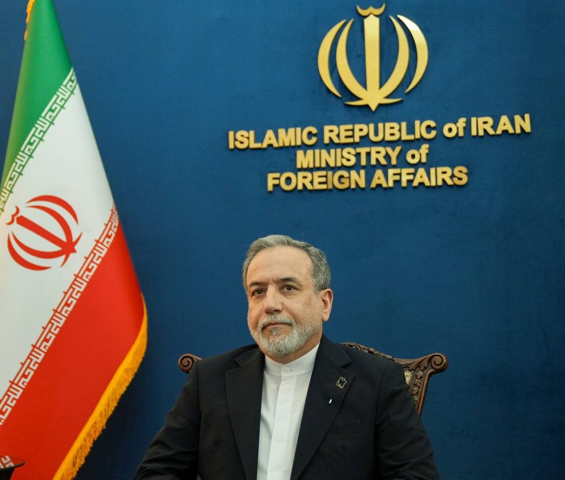 ایران طالبان و پاکستان را به خویشتن‌داری دعوت کرد