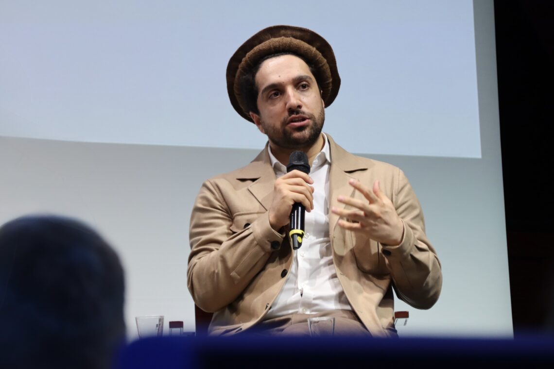 احمد مسعود: از کسی نمی‌خواهیم افغانستان را برای حمایت ما بمباران کند