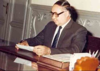 سلطان علی کشتمند، نخست‌وزیر پیشین کشور درگذشت