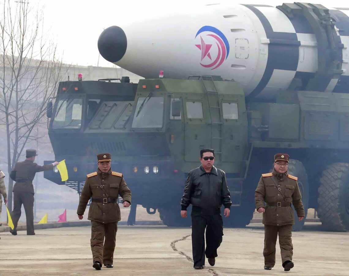 کوریای شمالی یک موشک به سمت دریا پرتاب کرد