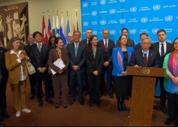 ۳۷ کشور جهان: رعایت حقوق زنان عنصر حیاتی صلح در افغانستان است