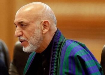 کرزی: ممنوعیت آموزش دختران افغانستان باعث وابستگی افغانستان کشورهای خارجی خواهد شد