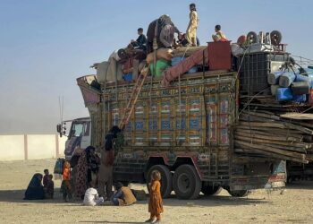 طالبان از بازگشت بیش از ۵ هزار مهاجر از پاکستان در یک روز خبر داد