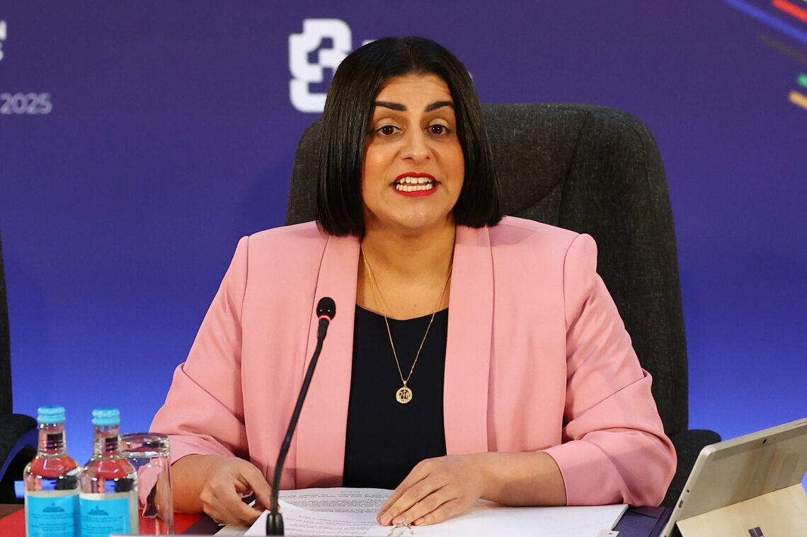 بریتانیا درباره‌ی اخراج مهاجران افغانستان با طالبان گفت‌وگو کرده است