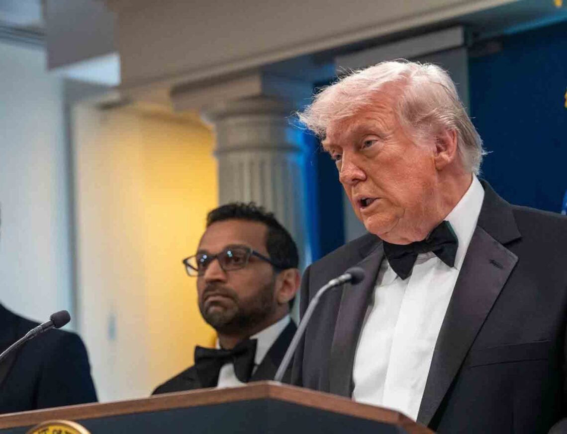 رییس‌جمهوری امریکا: ایران اطلاع داده که در «وضعیت فروپاشی» قرار دارد