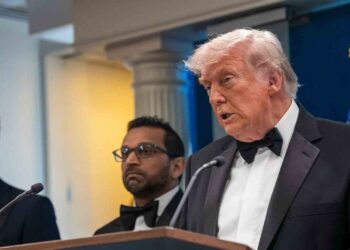 رییس‌جمهوری امریکا: ایران اطلاع داده که در «وضعیت فروپاشی» قرار دارد