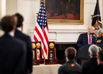 امریکا می‌گوید به درخواست پاکستان آتش‌بس با ایران را تمدید کرد