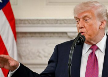 رسانه‌ی اسرائیلی: امریکا قصد انجام حمله‌ی گسترده‌ به ایران را دارد