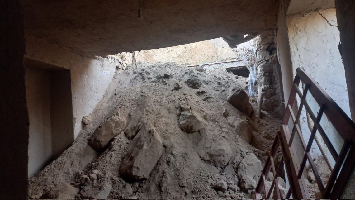 پنج حافظ قرآن در پی ریزش یک تپه‌ی خاکی در بادغیس جان باختند