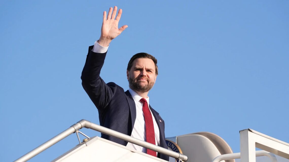 اکسیوس: معاون رییس‌جمهوری امریکا به زودی به اسلام‌آباد می‌رود