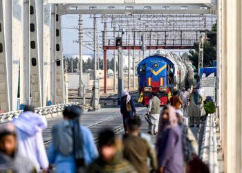 گزارش ماه اپریل بانک جهانی: درآمد و حجم بازرگانی افغانستان افزایش یافتند