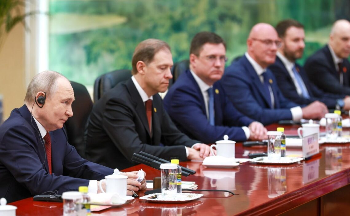 پوتین: مبادلات بازرگانی میان روسیه و چین ۳۰ برابر افزایش یافته است