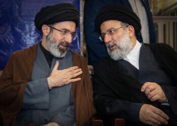 رویترز: رهبر ایران دستور داده یورانیم غنی‌شده از این کشور خارج نشود