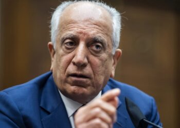 خلیل‌زاد از پاکستان خواست مانند طالبان به پروژه‌ی «افغان – ترانس» علاقه‌مندی نشان دهد