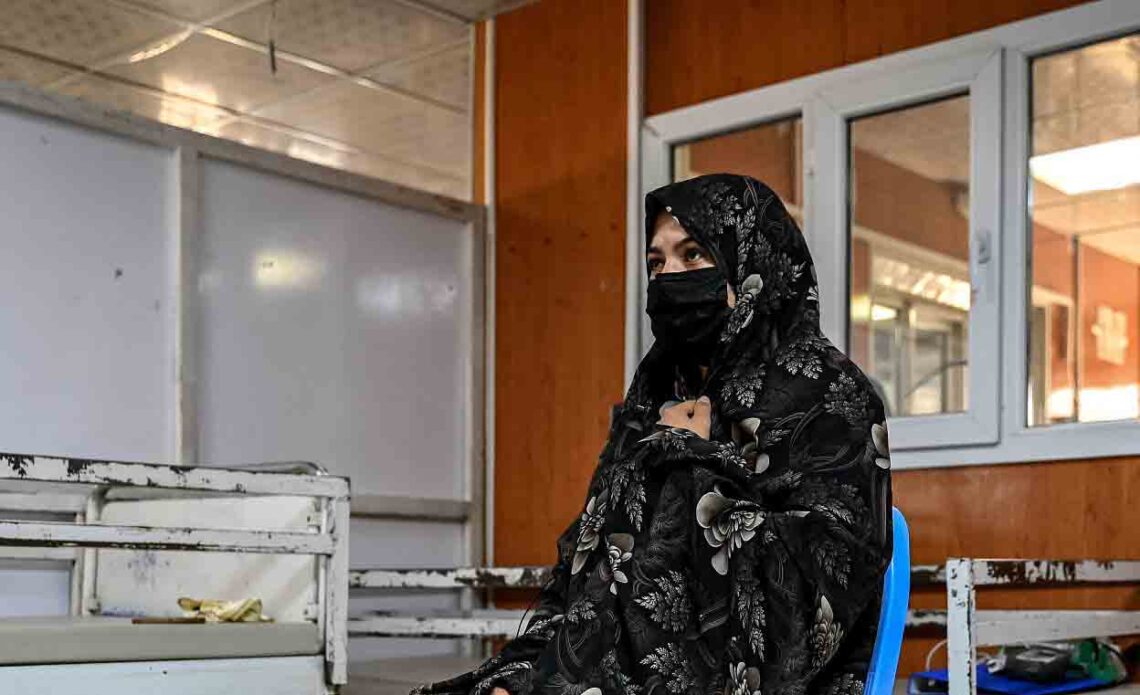 اوچا: در هر ۱۰۰ هزار تولد در افغانستان، حدود ۶۰۰ مادر میمیرند
