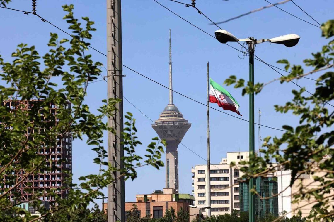 یک هزار و ۹۰۰ شهروند افغانستان در تهران زندانی هستند