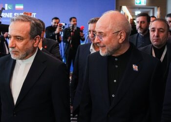 هیات ایرانی سویس را به مقصد تهران ترک کرد