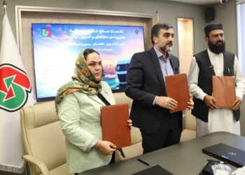 میان افغانستان، ایران و تاجیکستان یک دهلیز زمینی ایجاد میشود