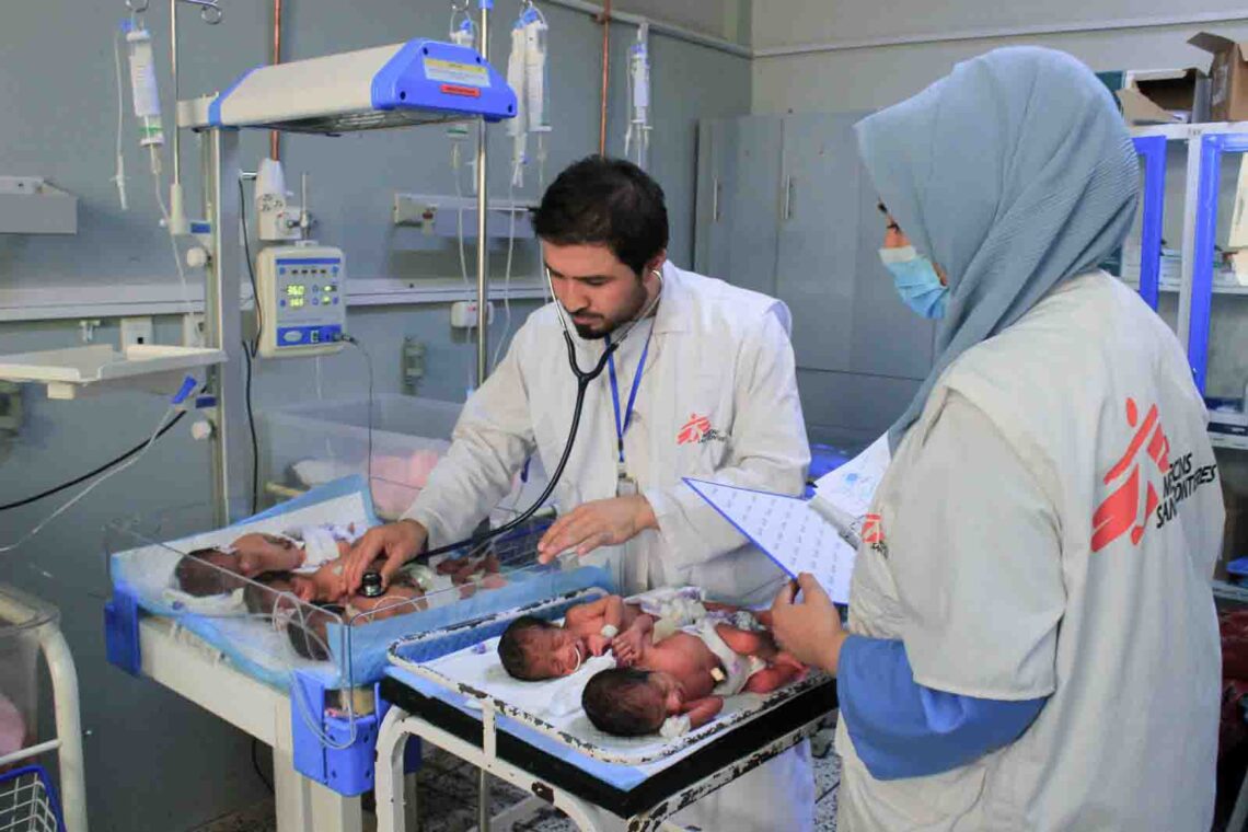 زنی جوان در مزارشریف پنجگانگی به دنیا آورد