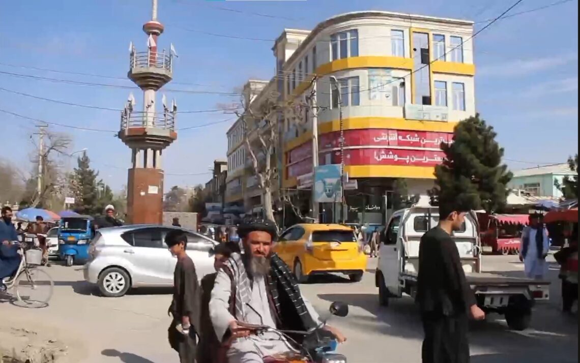 ۶ تن در پی برخورد دو موتر در فاریاب کشته و زخمی شدند