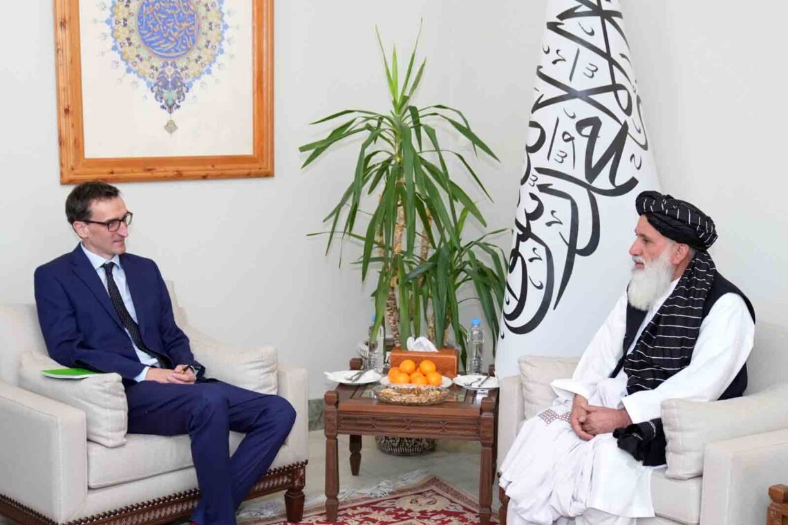 مسئول طالبان به دیپلومات بریتانیایی: با دشمنی مشکلات حل نمیشود و خواستار روابط نیک با جهان هستیم