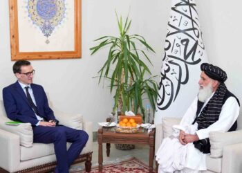 مسئول طالبان به دیپلومات بریتانیایی: با دشمنی مشکلات حل نمی‌شود و خواستار روابط نیک با جهان هستیم