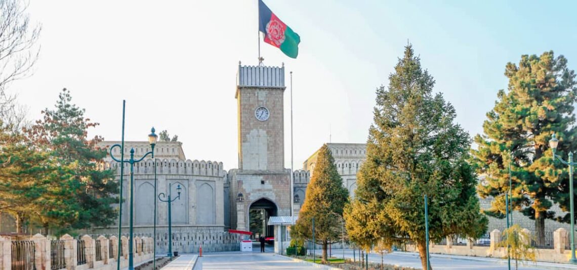 بازخوانی ساختاری فروپاشی ۲۴ اسد؛ از بحران مشروعیت تا دوحه و انحلال ارادهی سیاسی
