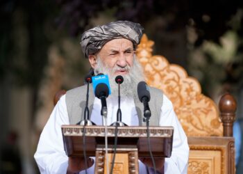 رییس‌الوزرای طالبان: مداخله نکنید، مذاکره می‌خواهیم