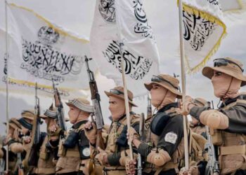 رسانهی طالبان از کشتهشدن یکی از مخالفان این گروه در پاکستان خبر داد