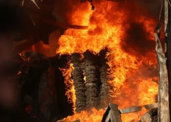 آتش‌سوزی در یکی از کارخانه‌های عربستان جان ۱۶ کارگر را گرفت